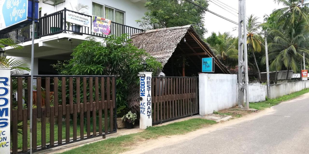 Hotel Ocean Voyage à Tangalle Extérieur photo